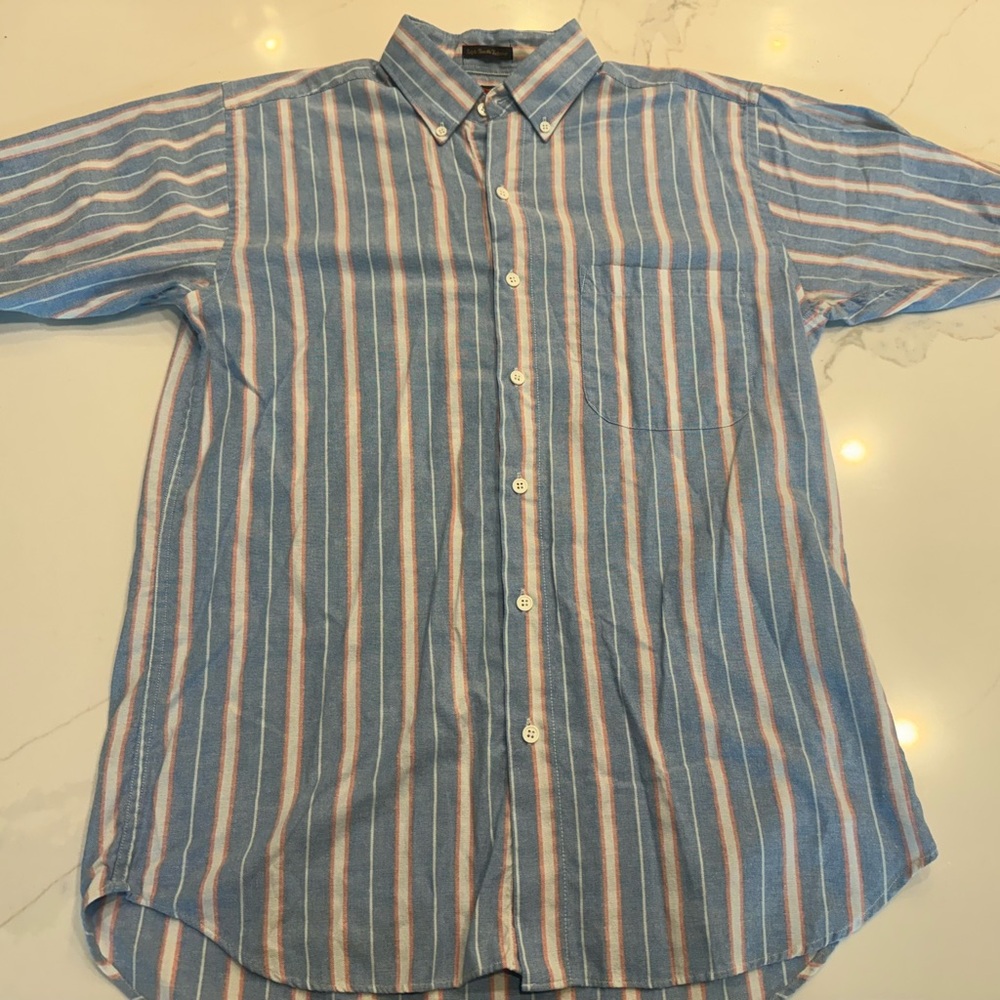 Manhattan Club Vintage Button Up